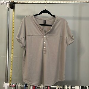 Gray tshirt material top S-1